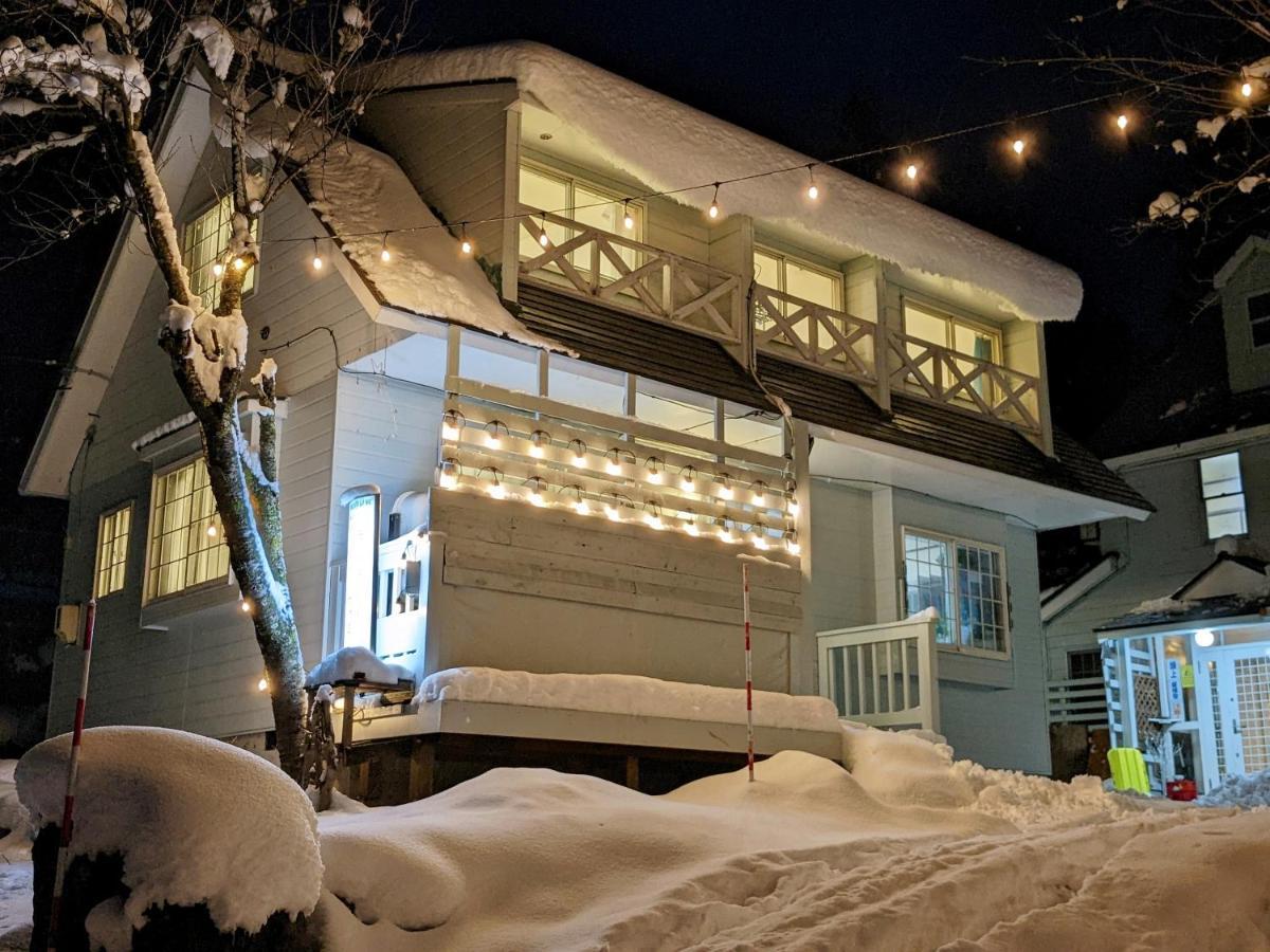 モンブラン白馬ファミリア バケーションハウス Vila Hakuba Exterior foto